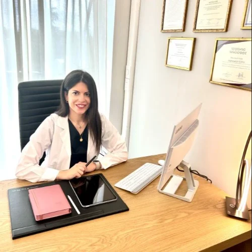 Dr Γεωργία Ανδριανάκου Γαστρεντερολόγος - Ηπατολόγος - Επεμβατική ενδοσκόπος: Book an online appointment
