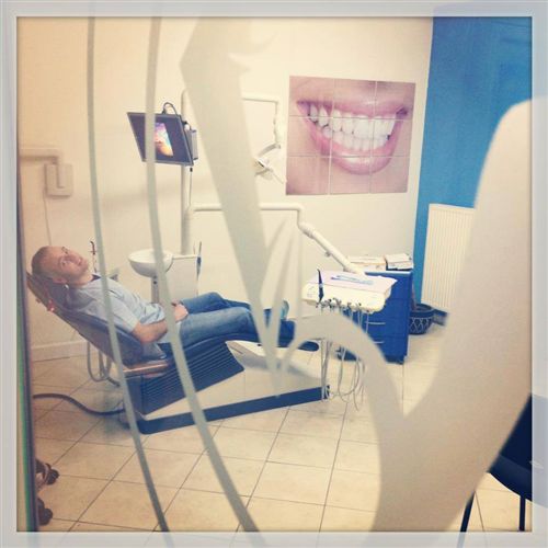 Μάκης Ηλίας Οδοντίατρος | doctoranytime