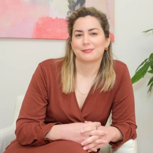 Ελισάβετ Σαλιβέρου Ψυχοθεραπεύτρια-Οικογενειακή θεραπεύτρια: Book an online appointment