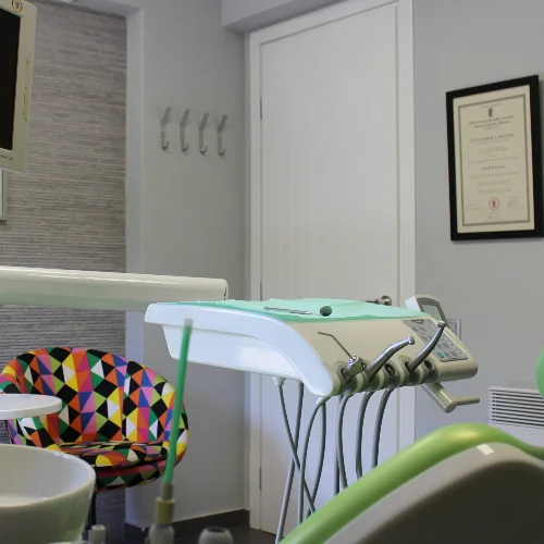 Antonia Gkormolia Dentist: Book an online appointment