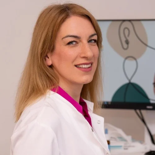 Dr Αναστασία Πινιάρα Otolaryngologist (ENT): Book an online appointment