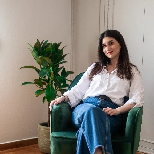 Δάφνη Αραβανή Ψυχολόγος - Ψυχοθεραπεύτρια: Book an online appointment