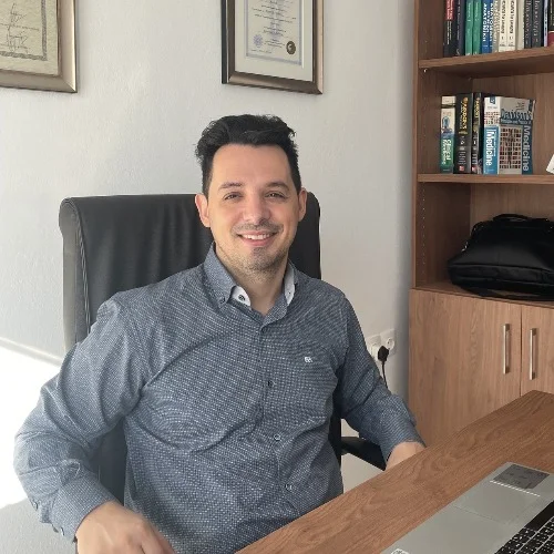 Dr Κυριάκος Τριγκίδης Παθολόγος - Εντατικολόγος: Book an online appointment