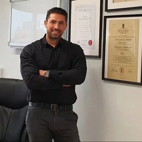 Nikolaos Armakolas Orthopaedic - Orthopaedic Surgeon: Book an online appointment