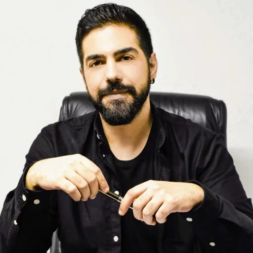 Γεώργιος  Καραδάκης Ψυχοθεραπευτής - Σύμβουλος Ψυχικής Υγείας: Book an online appointment