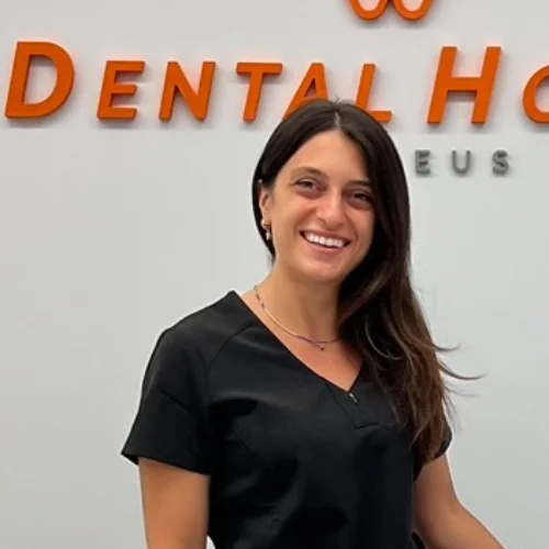 Dental House - Τριανταφύλλου Βασιλεία Piraeus Οδοντίατρος | doctoranytime