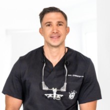 Dr Christos Simis Dentist | doctoranytime
