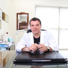 Konstantinos Paloumpis Dermatologist - Venereologist: Book an online appointment