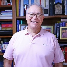 Εξαρχάκος Μιχαήλ MD
