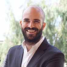 Ευσταθίου Ανδρέας MSc, MBA, PhD, FHCOS
