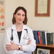 Dr Τριαντάφυλλη  Νικολοπούλου Internist: Book an online appointment