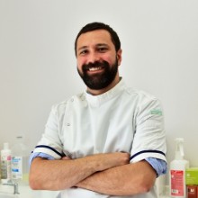Vasileios Parlavantzas Dentist: Book an online appointment