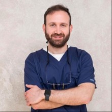 Dr Ηλίας Χρήστος Γαρδικιώτης Dentist: Book an online appointment