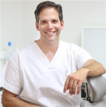 Ταμπούρης Αθανάσιος Στοματικός & Γναθοπροσωπικός Χειρουργός | doctoranytime