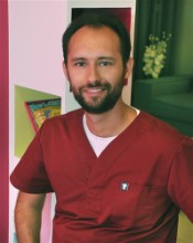 Ιωάννης Μπρόκος Pediatric dentist: Book an online appointment